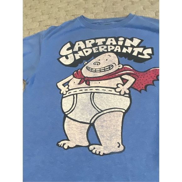 Unisex Captain Underpants t shirt.  Size XL - Picture 2 of 2